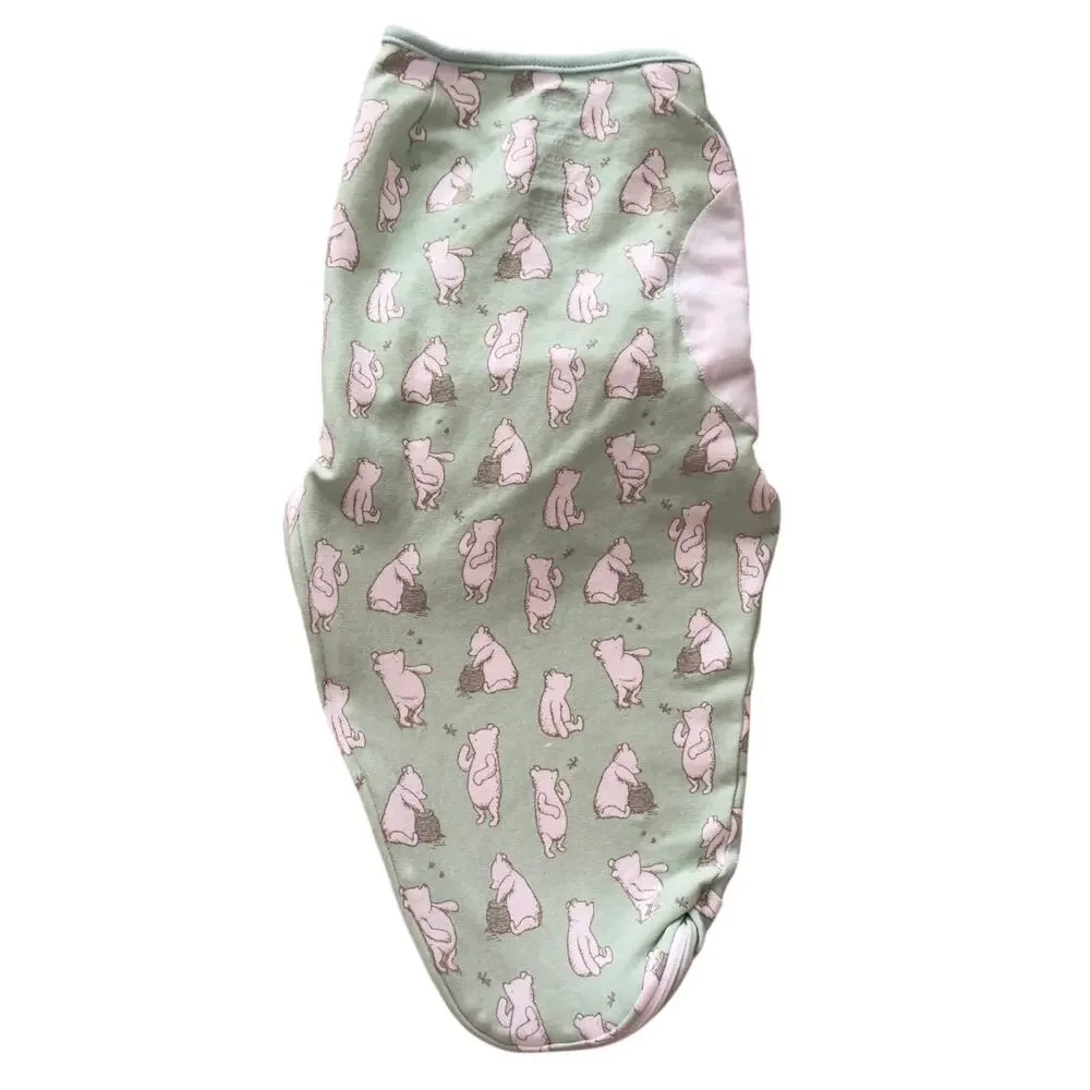 aden + anais essentials Baby Winnie the Pooh  Swaddle Wraps 0-3m: Front Zipper